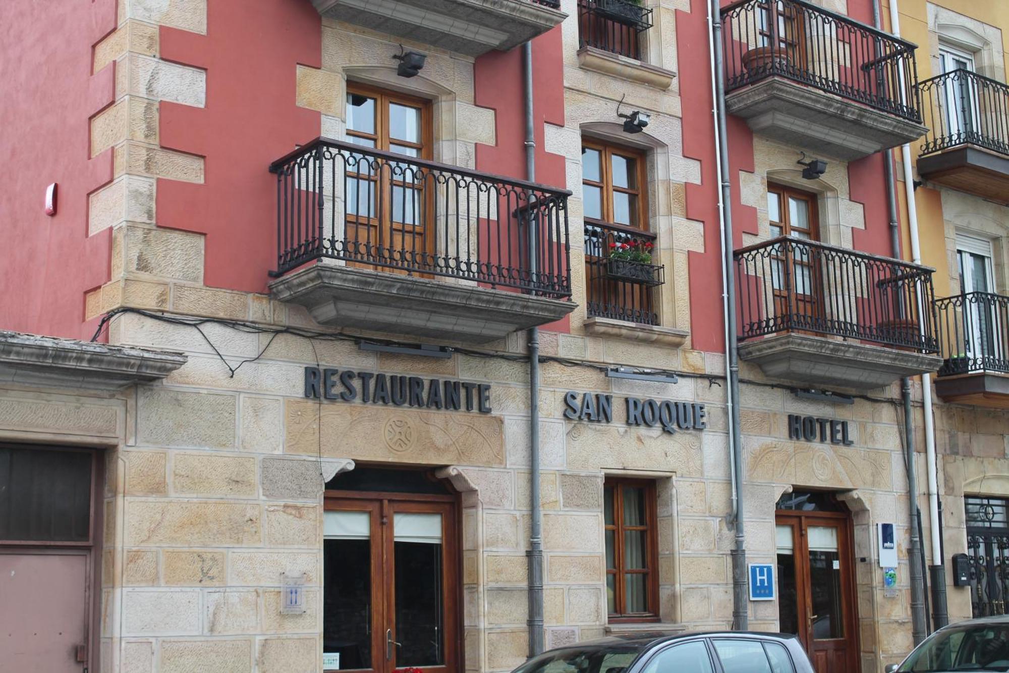Hotel San Roque Reinosa Bagian luar foto